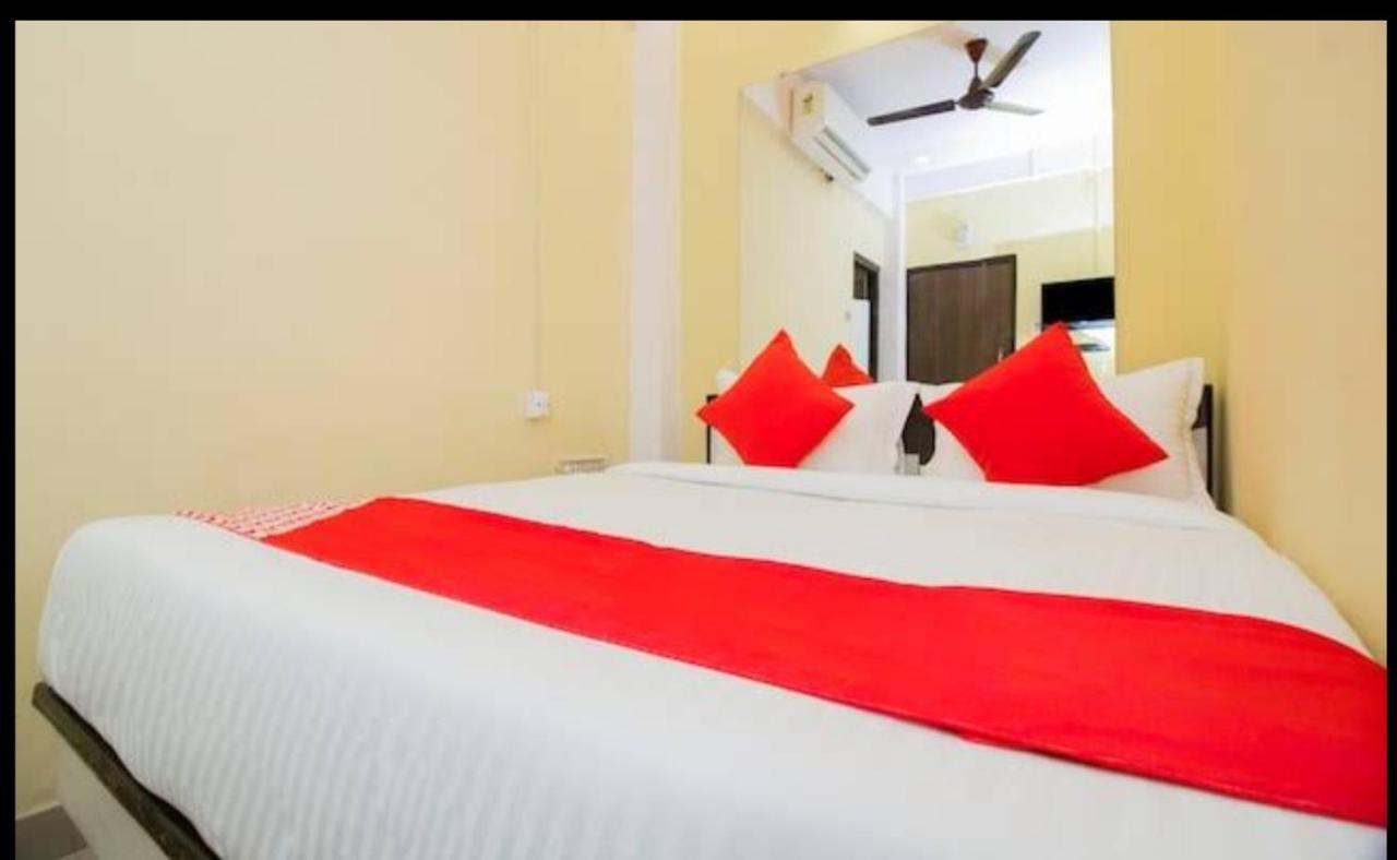 Hotel Swaraj Logde Panvel Exterior photo