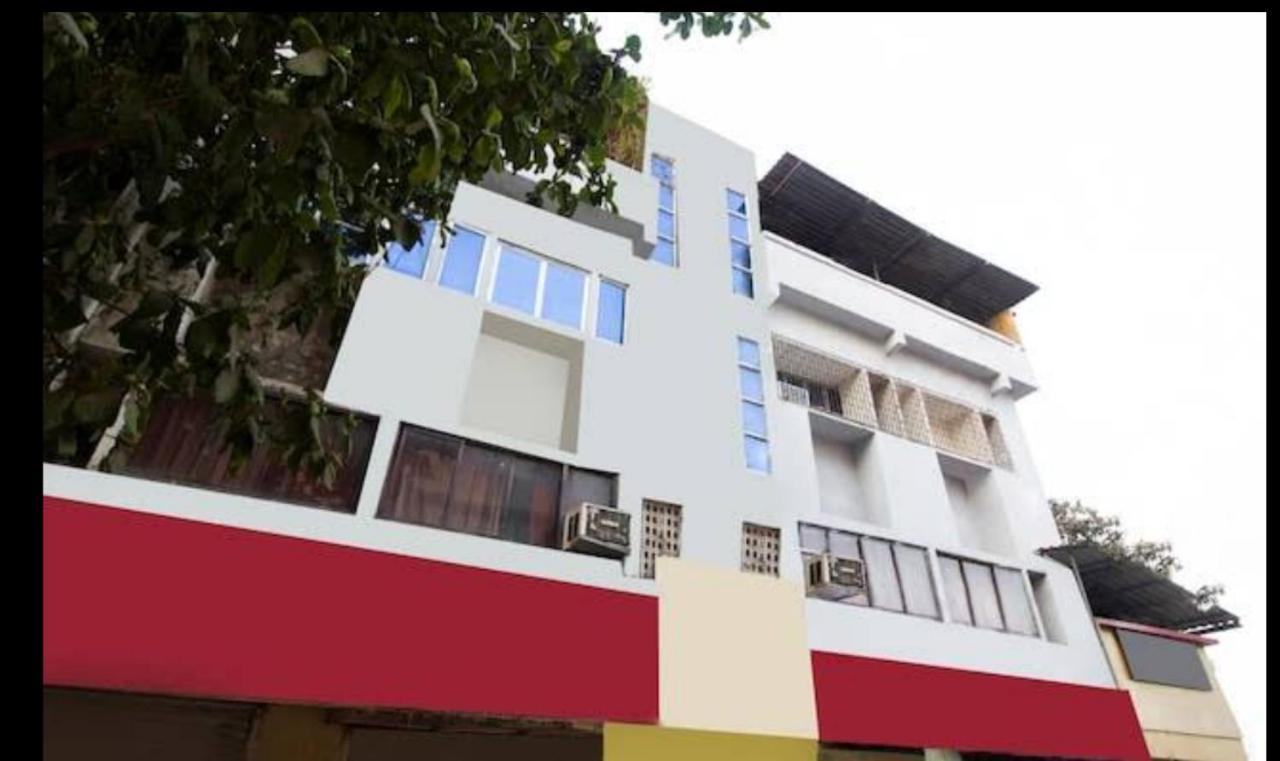 Hotel Swaraj Logde Panvel Exterior photo