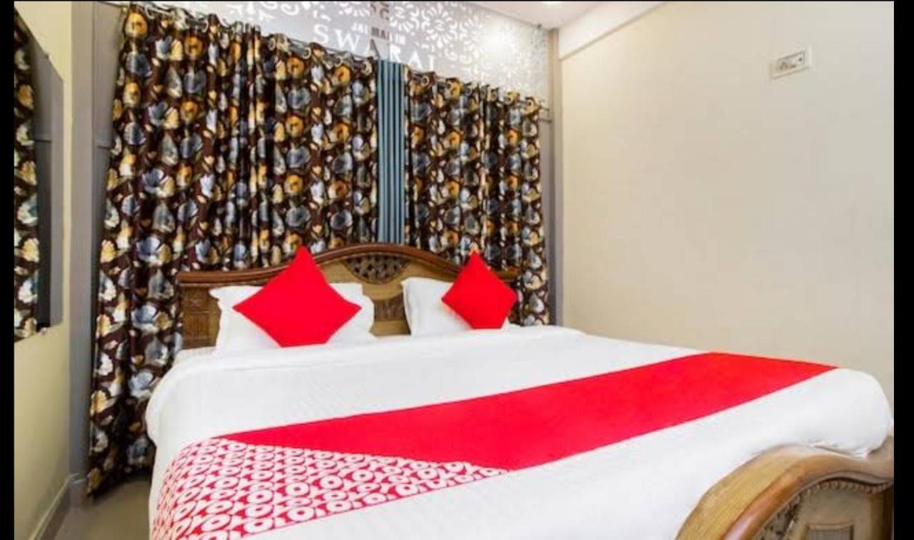 Hotel Swaraj Logde Panvel Exterior photo